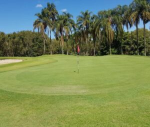 Best public golf courses Gold Coast driving range near you