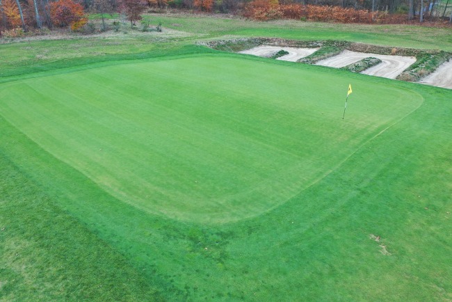 Best public golf courses Hartford driving range near you