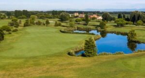 Best public golf courses Venice driving range near you
