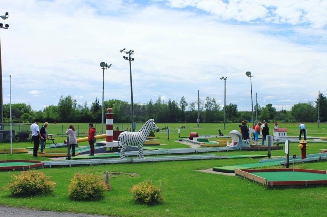 Best public golf courses Ottawa Gatineau driving range near you