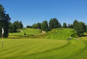 Best golf courses Oslo driving ranges your area