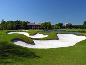 Local 18 hole golf courses Dallas Ft Worth pro shops near you