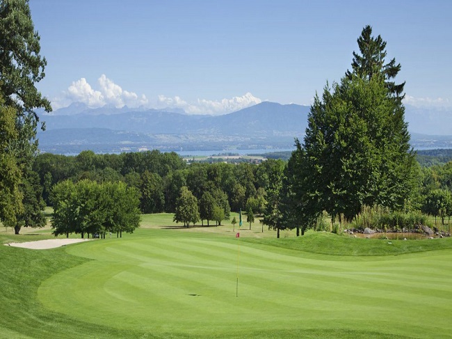 Best golf courses Geneva driving ranges your area