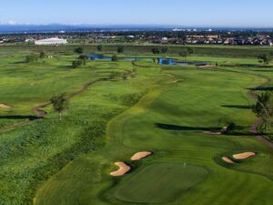 Local 18 hole golf courses Denver pro shops near you