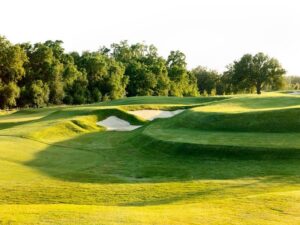 Local 18 hole golf courses Sacramento pro shops near you